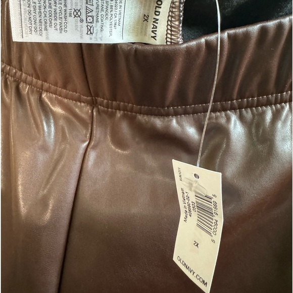 Women’s Faux leather- leggings- Brown - Picture 5 of 7